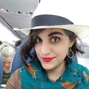 Meet your Posher, Jackie